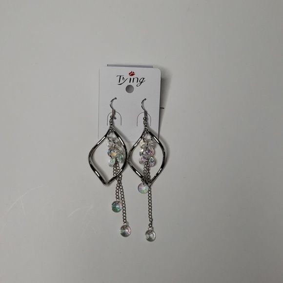 Fashion Jewelry - Picture 1 of 2